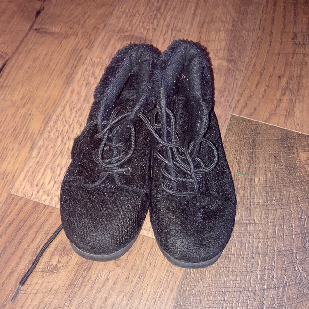 Black boots